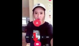 抖音网红拍视频吃瓜